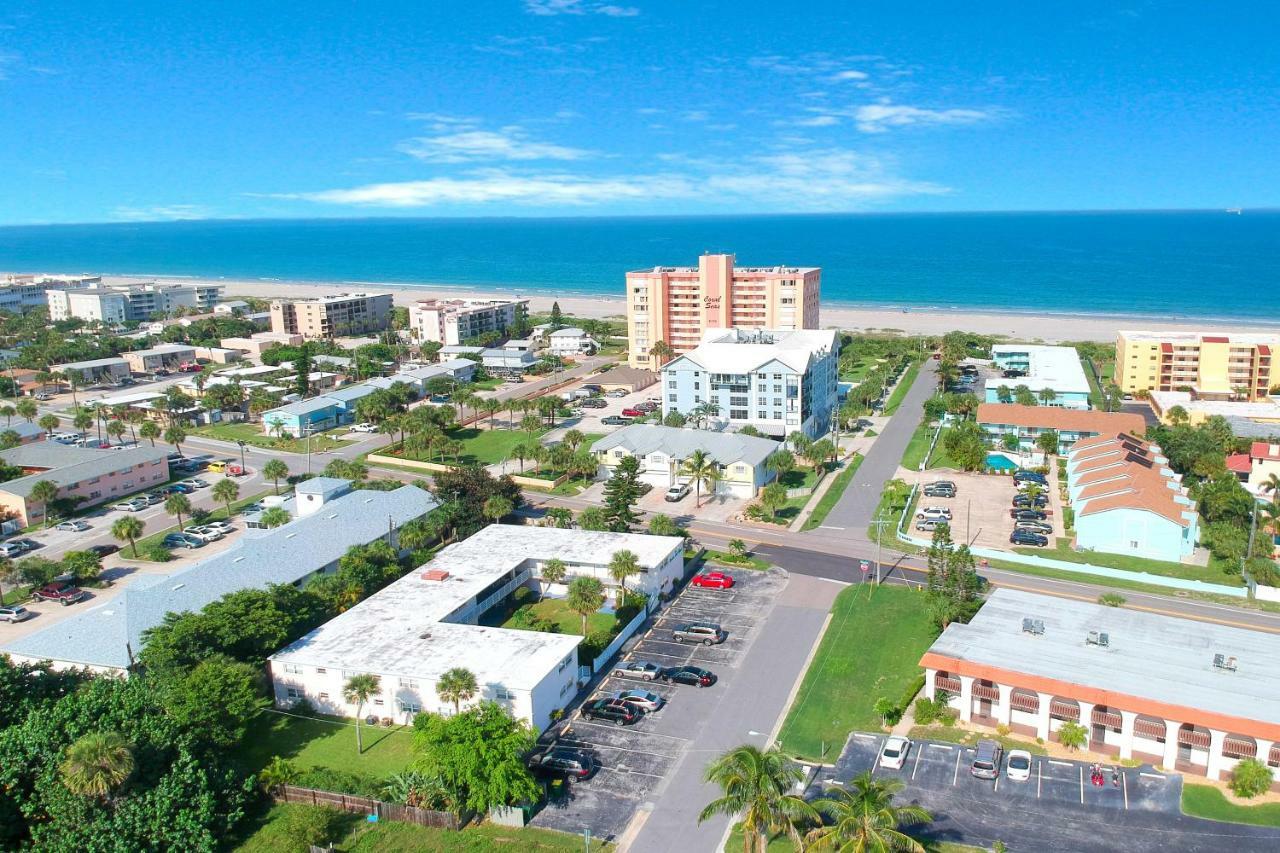 Brista Del Mar Condos Кейп Канаверал Екстериор снимка
